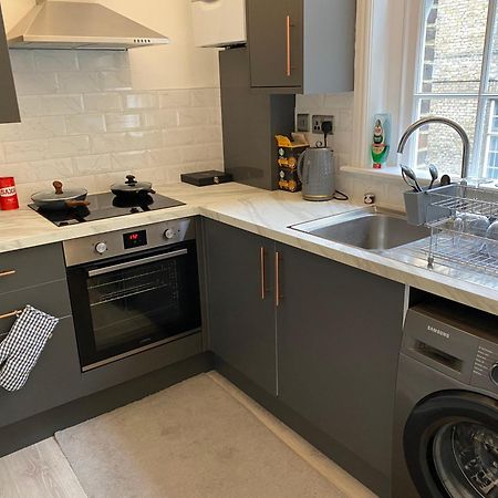 Charming Newly Refurb 2-Bed 2-Bath Whole Apartment Near Hyde Park & Kensington, Prime Paddington Location Zone 1 Londra Dış mekan fotoğraf