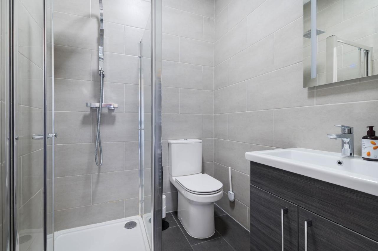 Charming Newly Refurb 2-Bed 2-Bath Whole Apartment Near Hyde Park & Kensington, Prime Paddington Location Zone 1 Londra Dış mekan fotoğraf